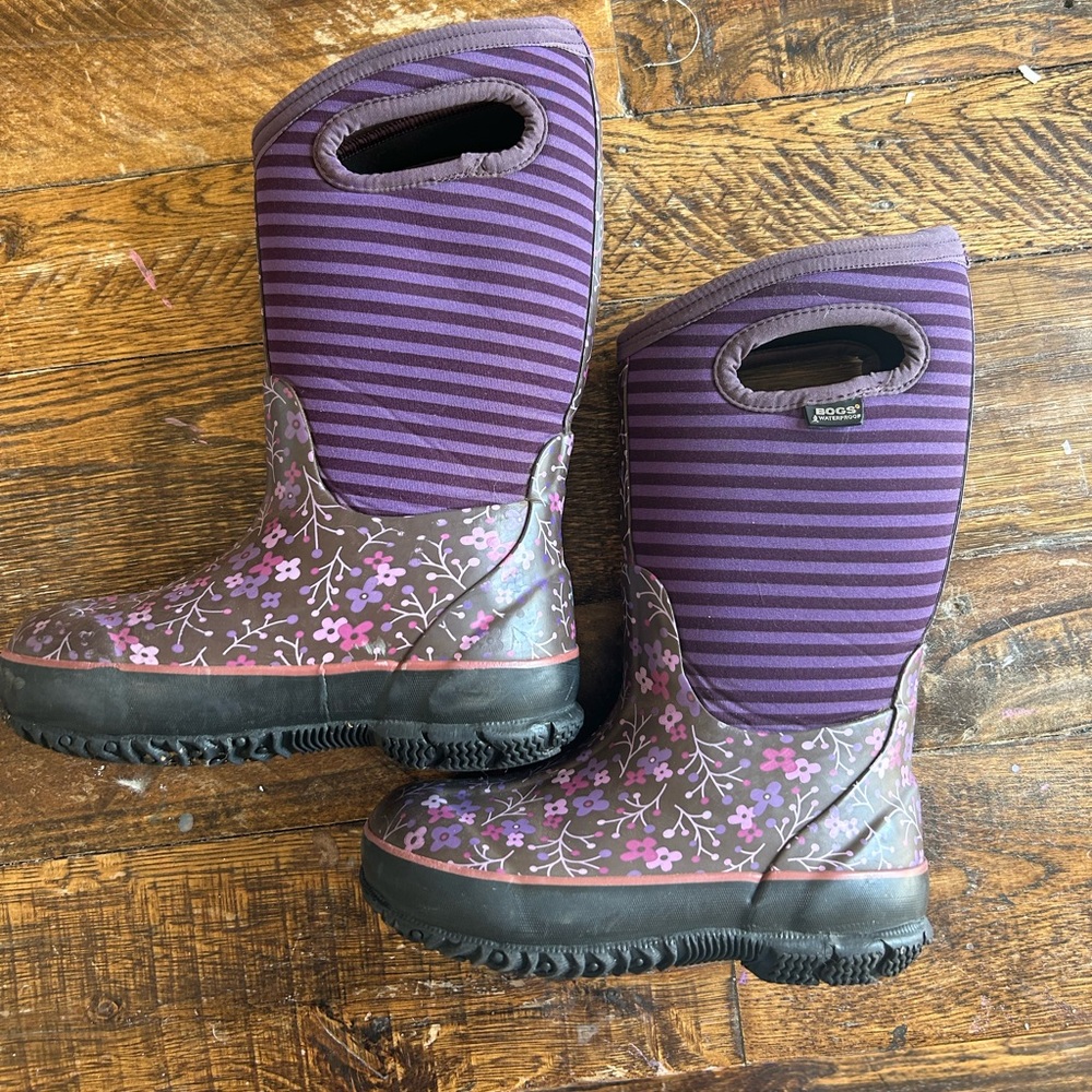 BOGS Purple Striped and Floral Boots winter